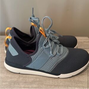 KURU Pivot Sneakers, worn once, great for problem feet.